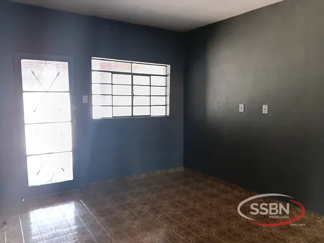 Casa com 50m² 2 quartos e 1 banheiro, para alugar, no bairro Jardim São Jorge em Nova Odessa
