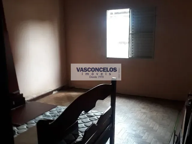 Casa com 300m² 4 quartos e 2 banheiros, à venda, no bairro Monte Castelo em São José dos Campos