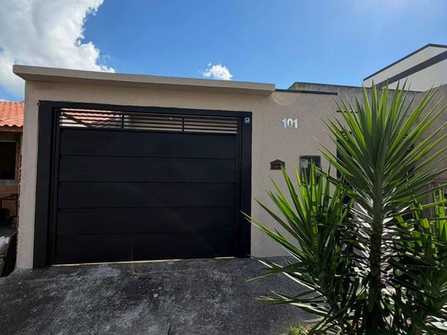 Casa com 150m² 3 quartos e 2 banheiros, à venda, no bairro Campos Olivotti em Extrema