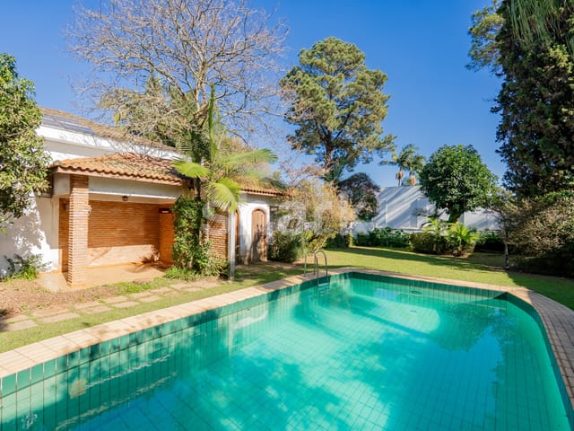 Casa com 897m² 3 quartos e 5 banheiros, à venda, no bairro Alto da Boa Vista em São Paulo