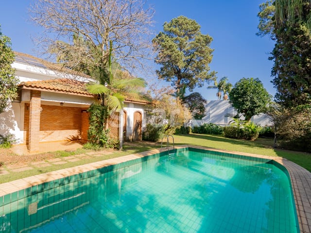 Casa com 897m² 3 quartos e 5 banheiros, à venda, no bairro Alto da Boa Vista em São Paulo