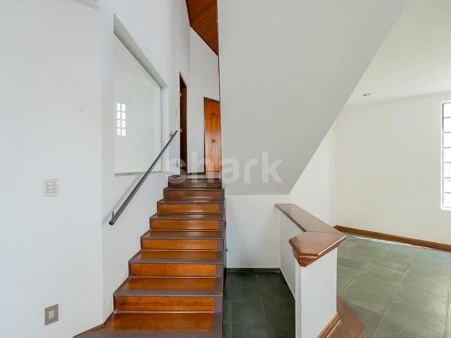 Casa com 360m² 3 quartos e 5 banheiros, à venda, no bairro Alphaville em Santana de Parnaíba