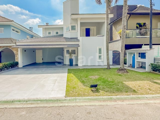 Casa com 368m² 3 quartos e 4 banheiros, à venda, no bairro Alphaville  em SANTANA DE PARNAÍBA