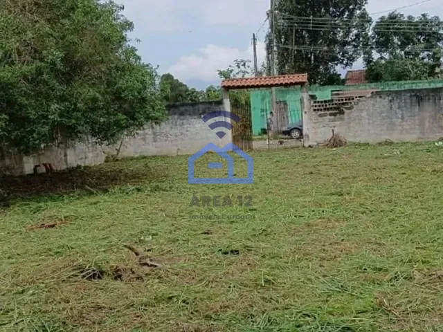 Casa com 535m² 1 quarto e 1 banheiro, à venda, no bairro Pontal de Santa Marina em Caraguatatuba