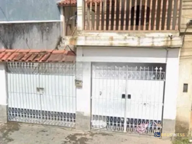 Sobrado com 200m² 4 quartos e 5 banheiros, à venda, no bairro Parque Corrientes em Campos dos Goytacazes