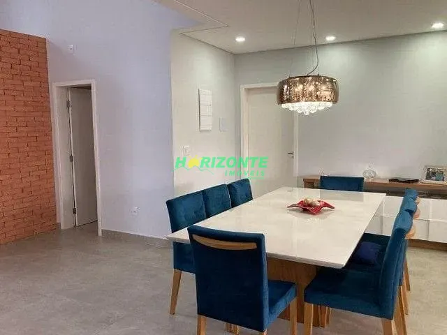 Casa com 451m² 4 quartos e 6 banheiros, à venda, no bairro Urbanova em São José dos Campos