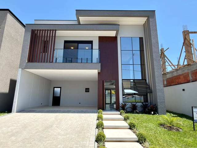 Casa com 257m² 3 quartos e 3 banheiros, à venda, no bairro Aviação em São José dos Pinhais