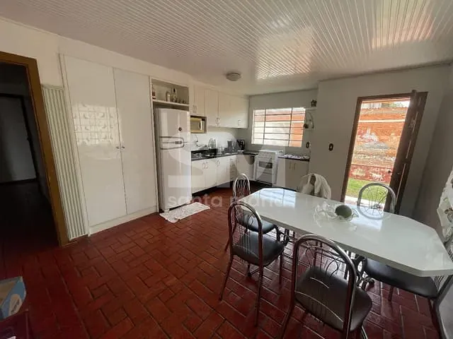 Casa 4 quartos e 1 banheiro, para alugar, no bairro São Cristóvão em Chapecó