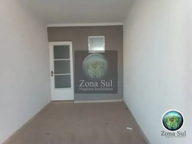 Casa 2 quartos e 2 banheiros, à venda, no bairro Vila Assis em Sorocaba
