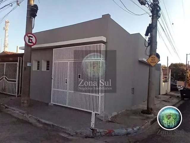 Casa 2 quartos e 2 banheiros, à venda, no bairro Vila Assis em Sorocaba