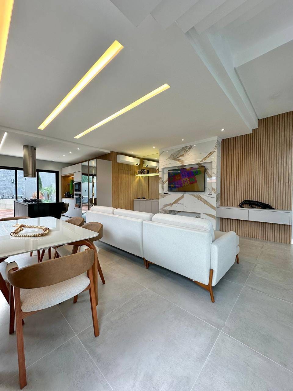 Casa, 3 quartos, 205 m² - Foto 1