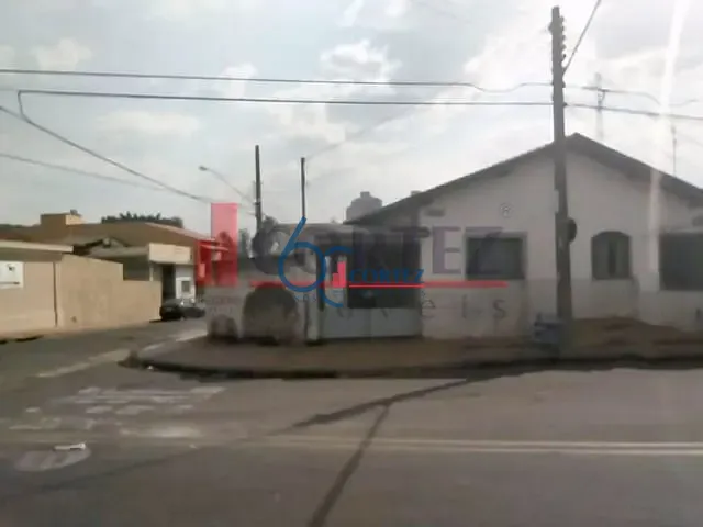 Casa com 235m², à venda, no bairro Vila Saibreiro em Rio Claro