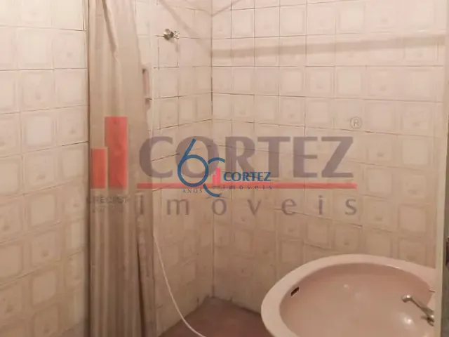 Casa com 235m², à venda, no bairro Vila Saibreiro em Rio Claro