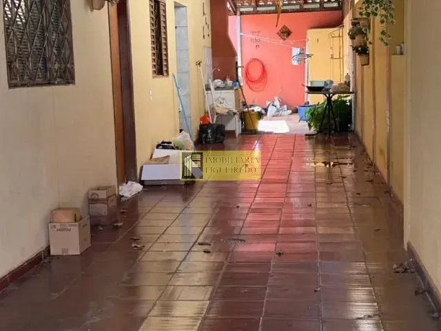 Casa com 180m² 3 quartos e 3 banheiros, à venda, no bairro Jardim Nazareth em São José do Rio Preto