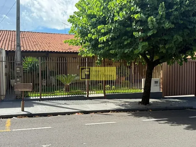 Casa com 180m² 3 quartos e 3 banheiros, à venda, no bairro Jardim Nazareth em São José do Rio Preto
