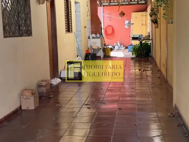 Casa com 180m² 3 quartos e 3 banheiros, à venda, no bairro Jardim Nazareth em São José do Rio Preto