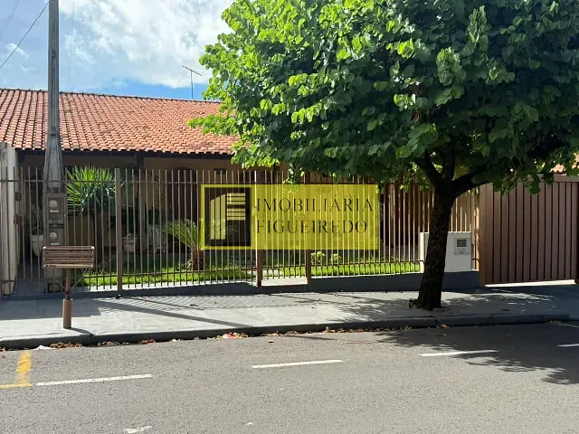 Casa com 180m² 3 quartos e 3 banheiros, à venda, no bairro Jardim Nazareth em São José do Rio Preto