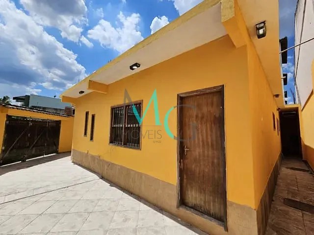 Casa com 173m² 4 quartos e 1 banheiro, à venda, no bairro Campo Grande em Rio de Janeiro