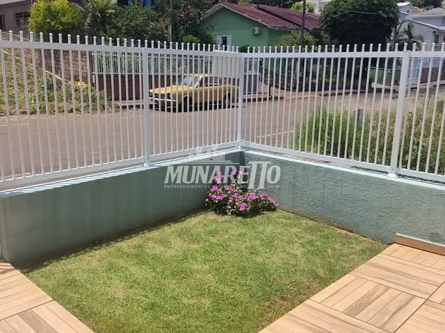 Casa com 300m² 3 quartos e 2 banheiros, à venda, no bairro Parque De Exposições em concordia