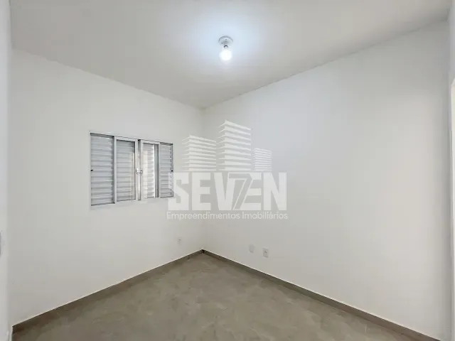 Casa 1 quarto e 1 banheiro, à venda, no bairro Jardim Nova Esperança em Bauru