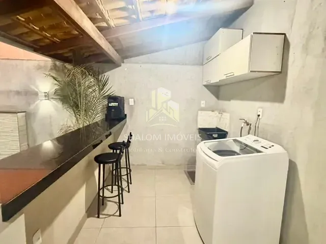 Casa 3 quartos e 2 banheiros, à venda, no bairro Parque Xangri-Lá em Contagem