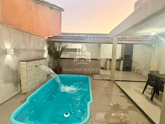 Casa 3 quartos e 2 banheiros, à venda, no bairro Parque Xangri-Lá em Contagem