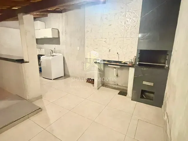 Casa 3 quartos e 2 banheiros, à venda, no bairro Parque Xangri-Lá em Contagem