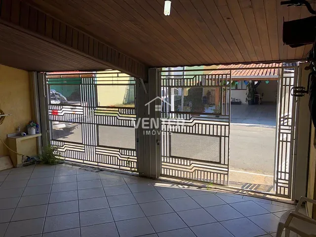 Casa com 200m² 3 quartos e 3 banheiros, à venda, no bairro Centro em Taubaté