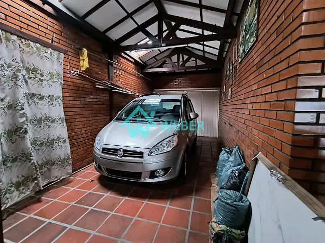 Casa 4 quartos e 3 banheiros, para alugar, no bairro Boa Vista em Novo Hamburgo