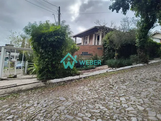 Casa 4 quartos e 3 banheiros, para alugar, no bairro Boa Vista em Novo Hamburgo