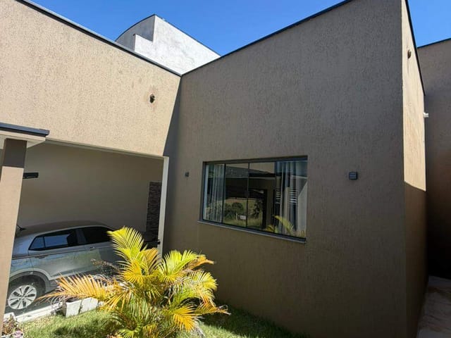 Casa com 200m² 3 quartos e 2 banheiros, à venda, no bairro Jatobás em Extrema