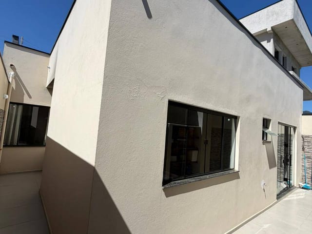 Casa com 200m² 3 quartos e 2 banheiros, à venda, no bairro Jatobás em Extrema