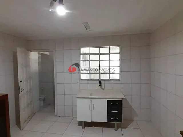Casa com 45m² 1 quarto e 1 banheiro, para alugar, no bairro Barcelona em São Caetano do Sul