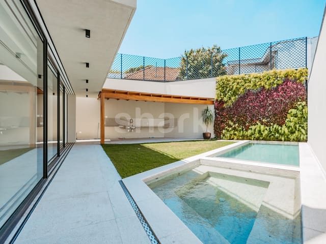 Casa com 420m² 4 quartos e 6 banheiros, à venda, no bairro Jardim Europa em São Paulo