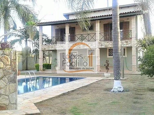 Casa com 1000m² 3 quartos e 2 banheiros, à venda ou para alugar, no bairro Country Residencial Félix em Bom Jesus dos Perdões