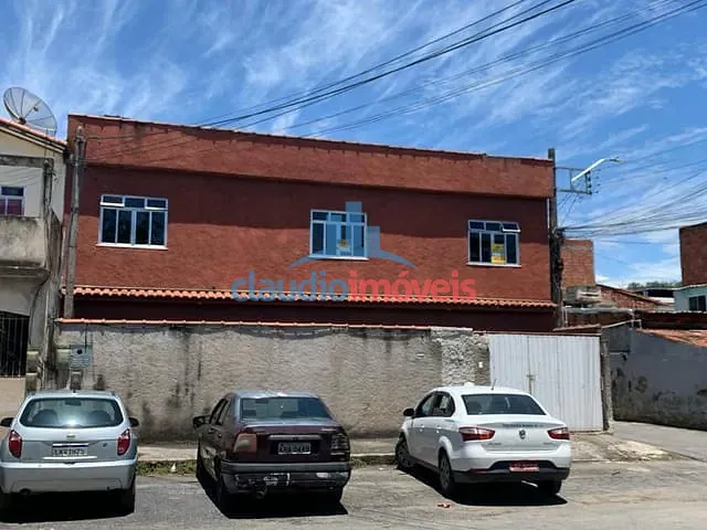 Casa 3 quartos e 2 banheiros, à venda, no bairro Novo Horizonte em Barra Mansa