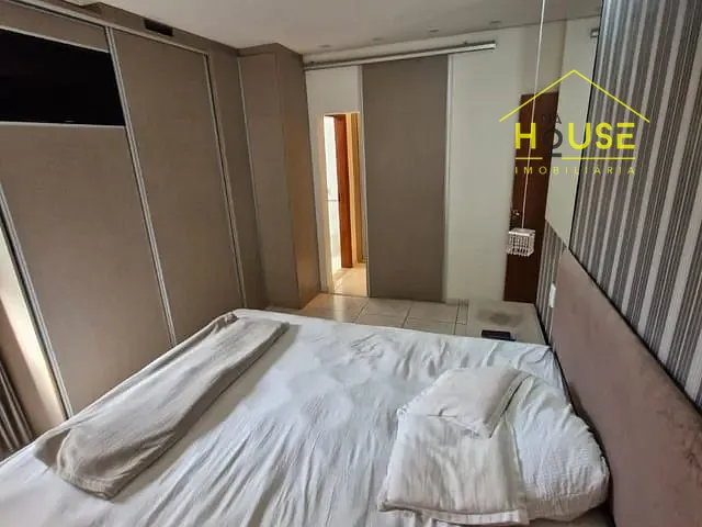 Casa com 480m² 3 quartos e 3 banheiros, à venda, no bairro Residencial Esther em Votuporanga
