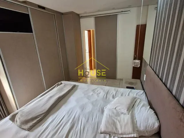 Casa com 480m² 3 quartos e 3 banheiros, à venda, no bairro Residencial Esther em Votuporanga