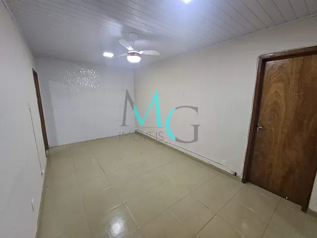 Casa com 324m² 8 quartos e 4 banheiros, à venda, no bairro Inhoaíba em Rio de Janeiro