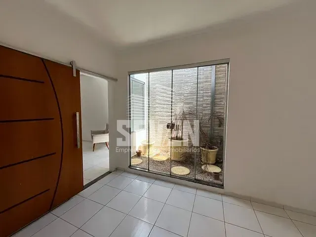 Casa com 200m² 3 quartos e 2 banheiros, à venda, no bairro Núcleo Habitacional Nobuji Nagasawa em Bauru