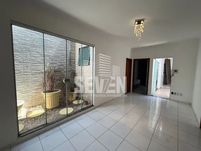 Casa com 200m² 3 quartos e 2 banheiros, à venda, no bairro Núcleo Habitacional Nobuji Nagasawa em Bauru