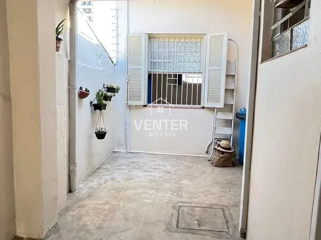 Casa com 250m², para alugar, no bairro Jardim das Nações em Taubaté