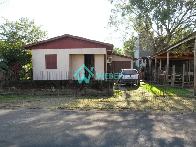 Casa 3 quartos e 1 banheiro, à venda, no bairro Genuíno Sampaio em Campo Bom
