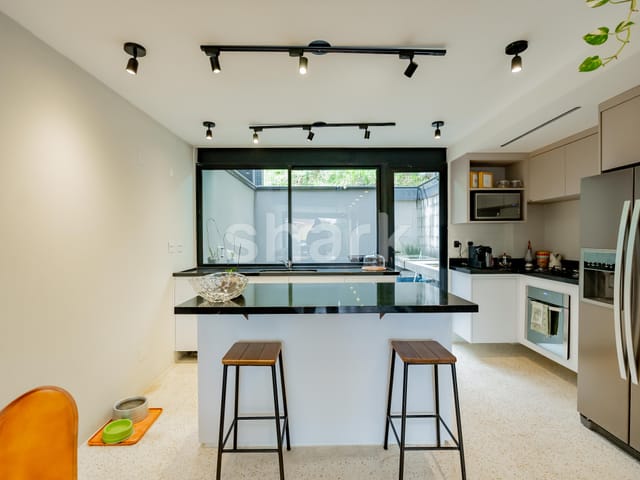 Casa com 104m² 3 quartos e 4 banheiros, à venda, no bairro Vila Madalena em São Paulo