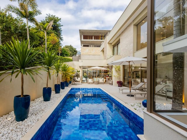 Casa com 589m² 3 quartos e 6 banheiros, à venda, no bairro Alphaville em Santana de Parnaíba