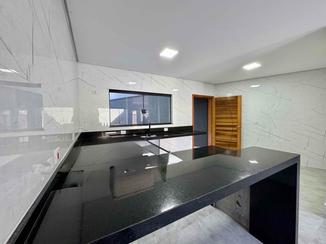 Casa com 134m² 3 quartos e 4 banheiros, à venda, no bairro Parque São Domingos em São Paulo