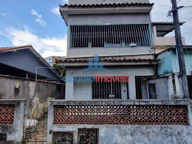 Casa 2 quartos e 1 banheiro, à venda, no bairro Vila Nova em Barra Mansa