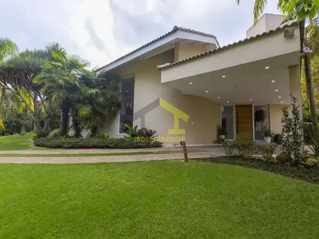 Casa com 2695m² 5 quartos e 7 banheiros, à venda, no bairro Jardim Mediterrâneo em Cotia