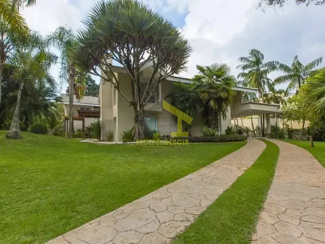 Casa com 2695m² 5 quartos e 7 banheiros, à venda, no bairro Jardim Mediterrâneo em Cotia