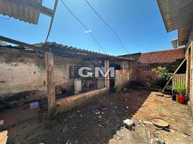Casa com 250m² 3 quartos e 1 banheiro, à venda, no bairro Vila Abranches em Ribeirão Preto